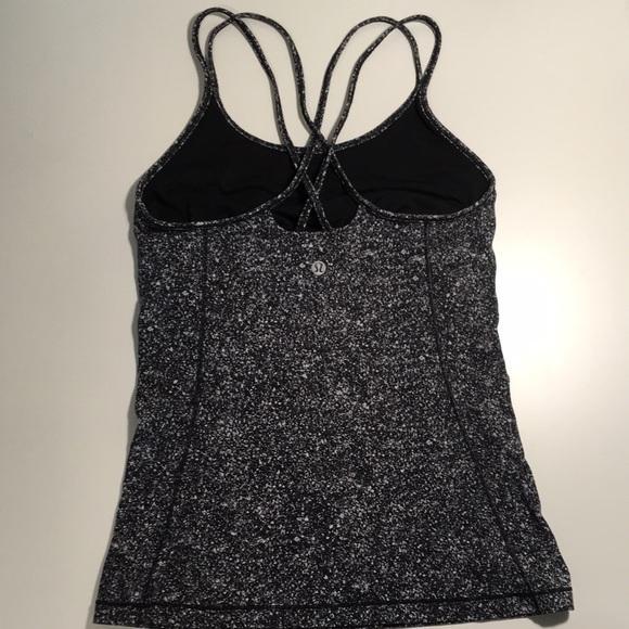 Lululemon tank with shelf bra - Picture 4 of 7